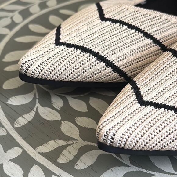 Vivaia Pointed Toe Striped Flats sz 42 - Picture 14 of 14